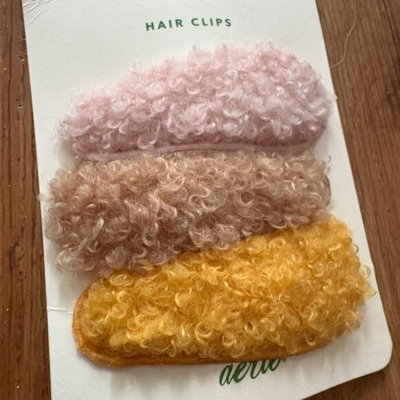 Aerie Soft Fleece Top Bendable Snap Hair Clips 3 Pack NWT One Size - Picture 3 of 4